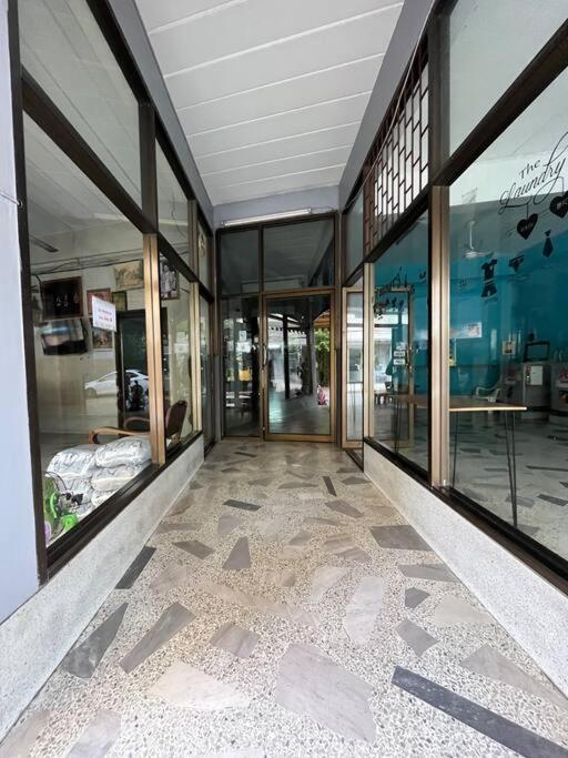Room101 In Wanna Apartment Pattaya Εξωτερικό φωτογραφία